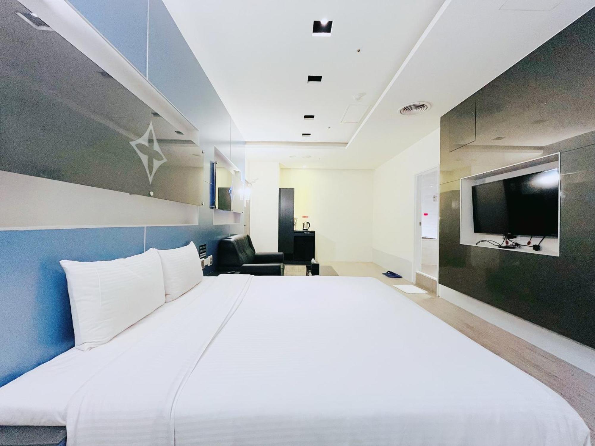 Walker Hotel - Sanchong Taipei Exterior foto